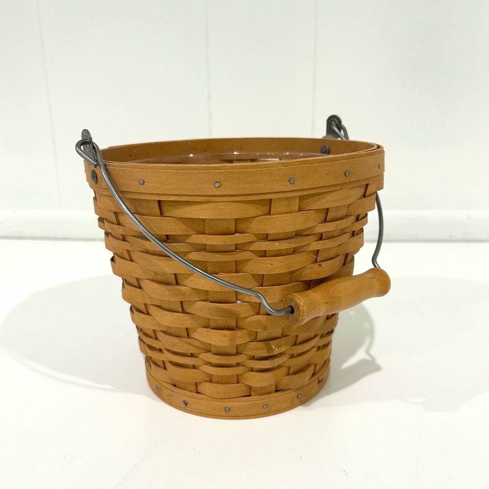 Longaberger Vintage 2002 Handwoven Classic Pail Handle Basket